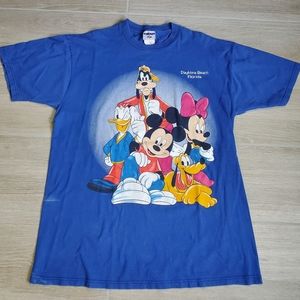 Blue Mickey and Friends in 90s Streetwear, size L